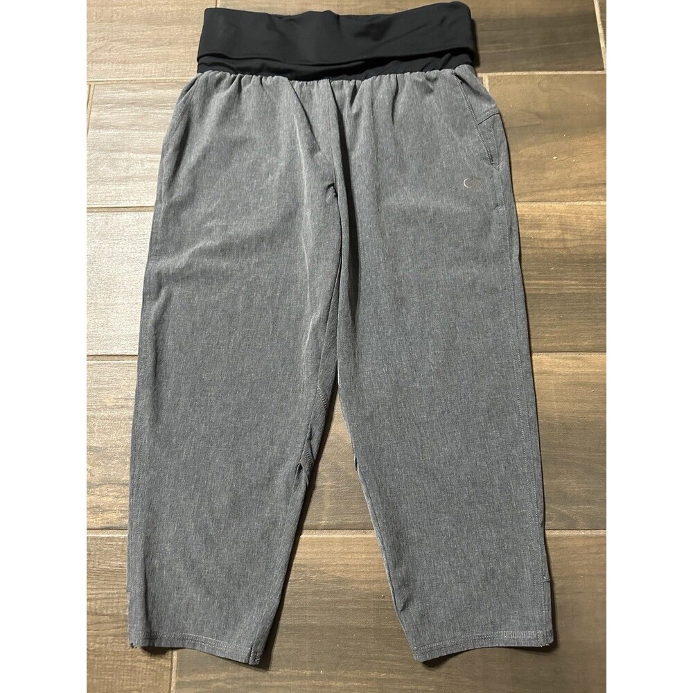 Calia by Carrie Underwood Women's Capri Pants, Size XS